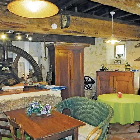 Prázdninový dům Gorgeous In With Wifi Vernie